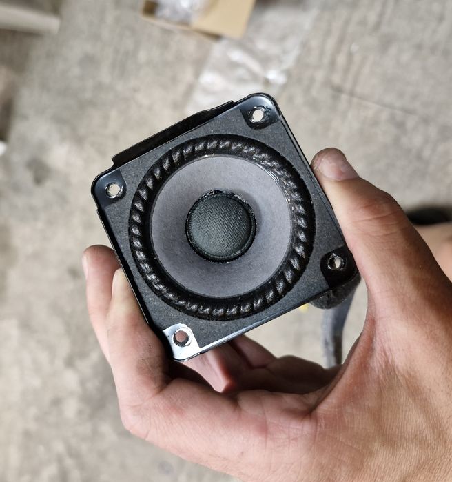 Bose full range speaker