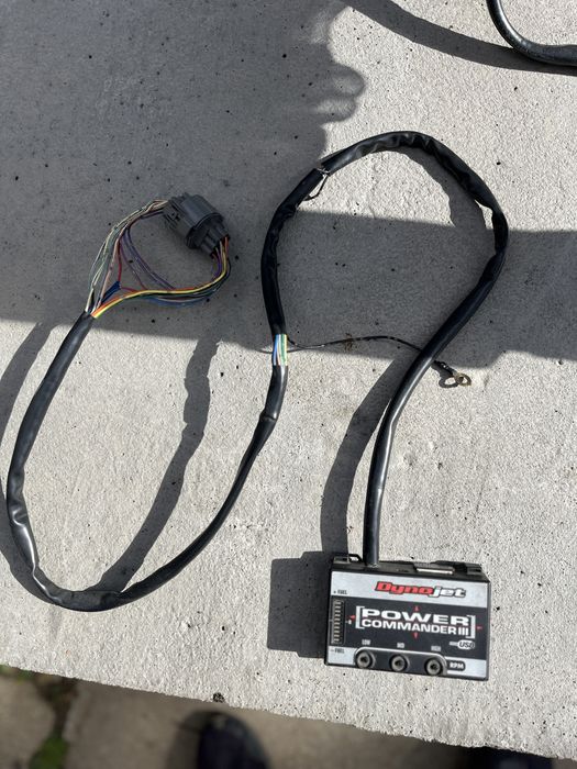 Dynojet power comander 3 honda f4i