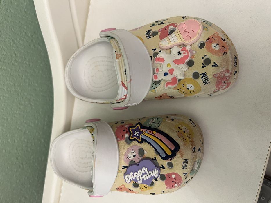 Кроксы на девочку