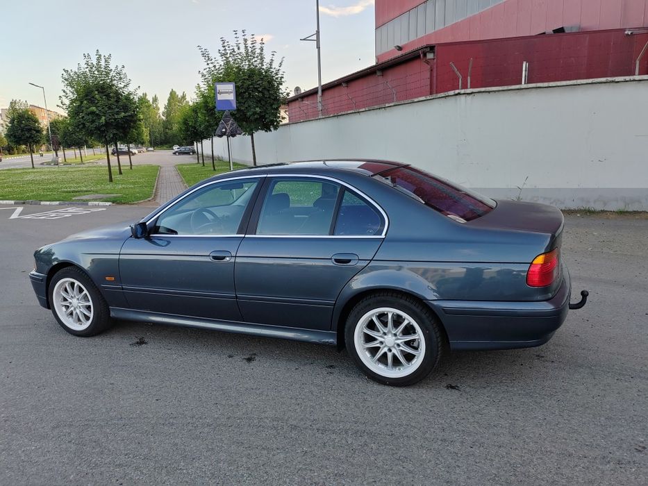 BMW 5 Series 2000