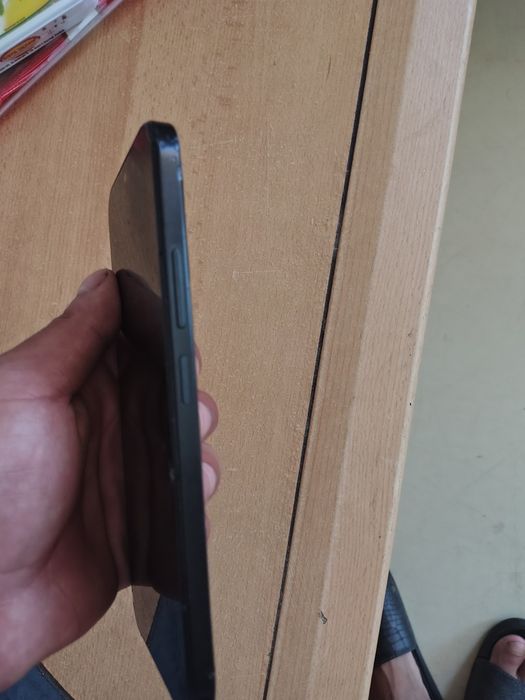 Vând redmi 15C Negociabil