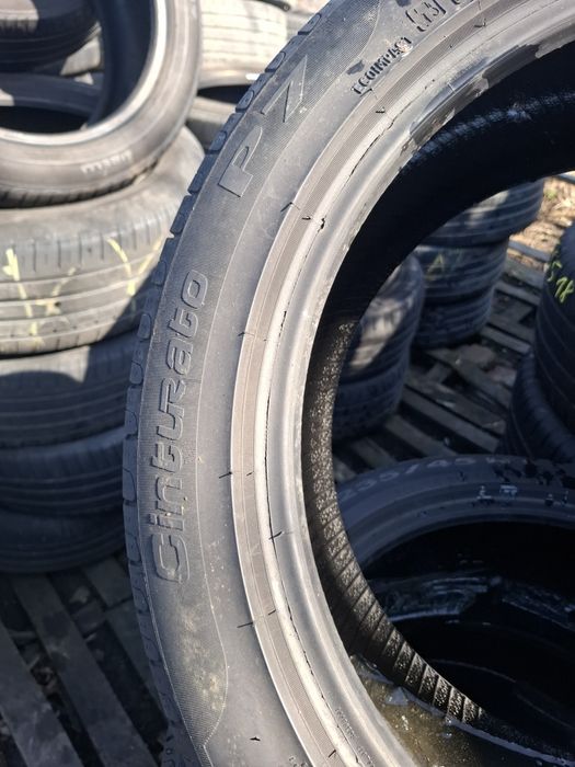 Vand 2  anvelope 235 45 18 pireli bune de vara