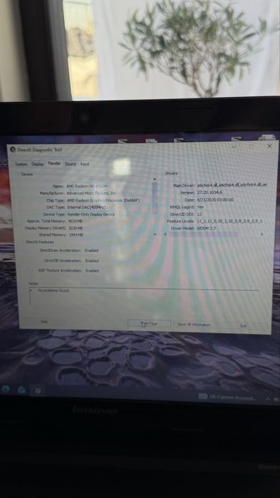 Laptop Lenovo - utilizat, urme minime de uzura