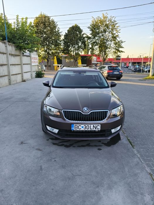 Vând Skoda Octavia 3