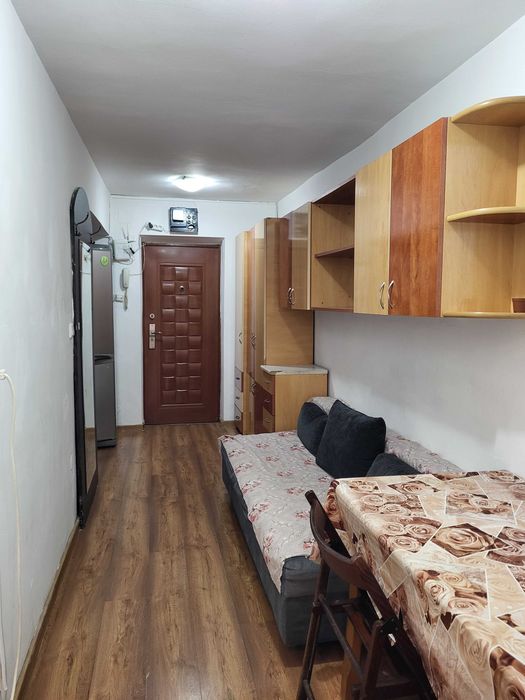 Inchiriez apartament cu 1 camera in Nufarul