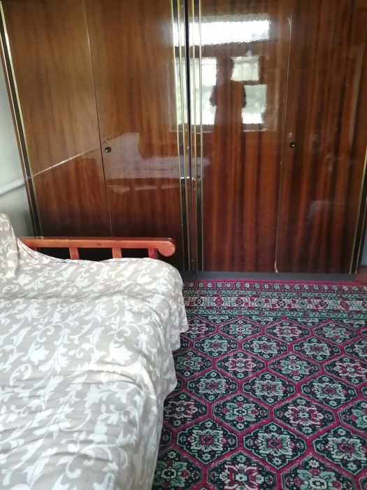 Продается 3х комн квартира в городе, ориентир кафе "Ахмадчиз"
