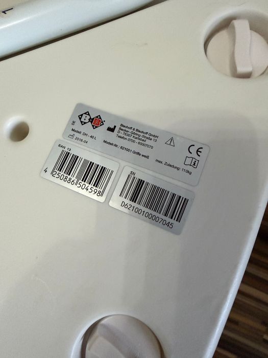 Scawn dus/wc din aluminiu