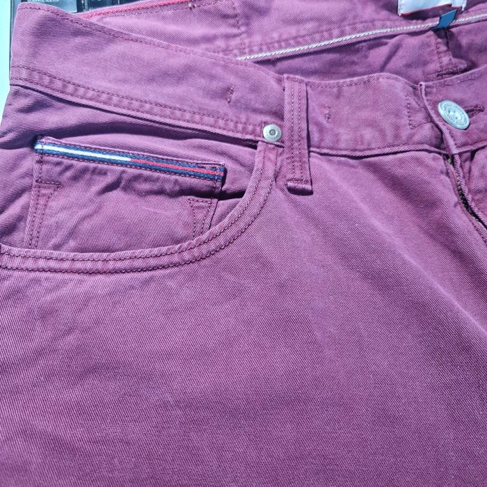 Pantaloni jeans HILFIGER de la Tommy Hilfiger grena blugi W 33 / L 32