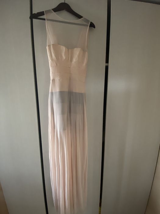 Бандажное платье