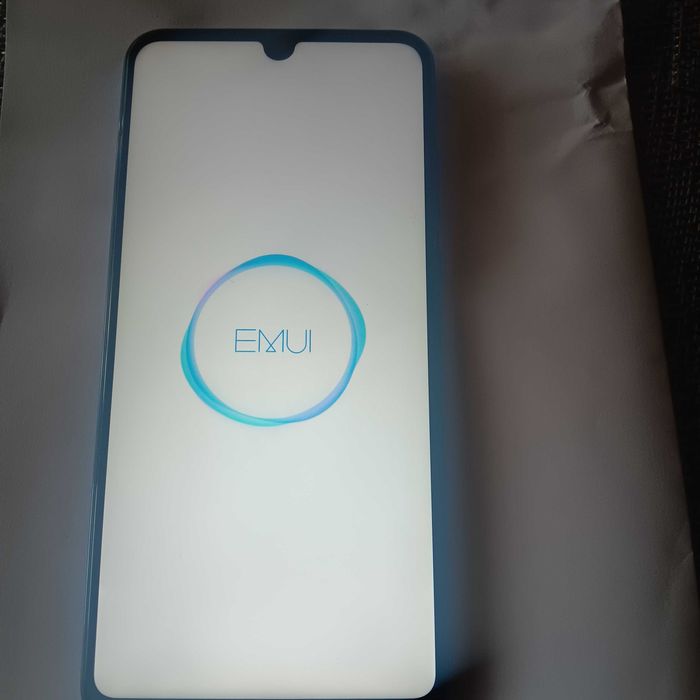 Huawei y7p във отлично състояние