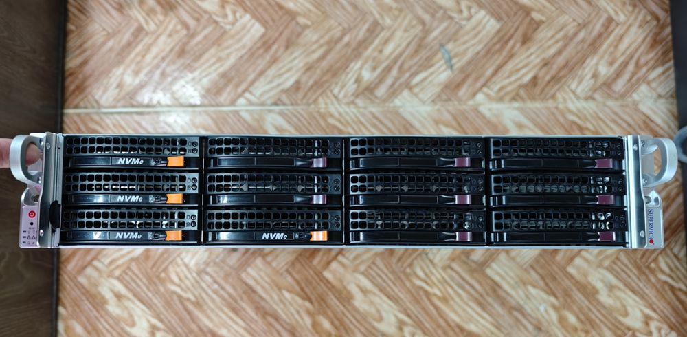 Сервер SuperMicro