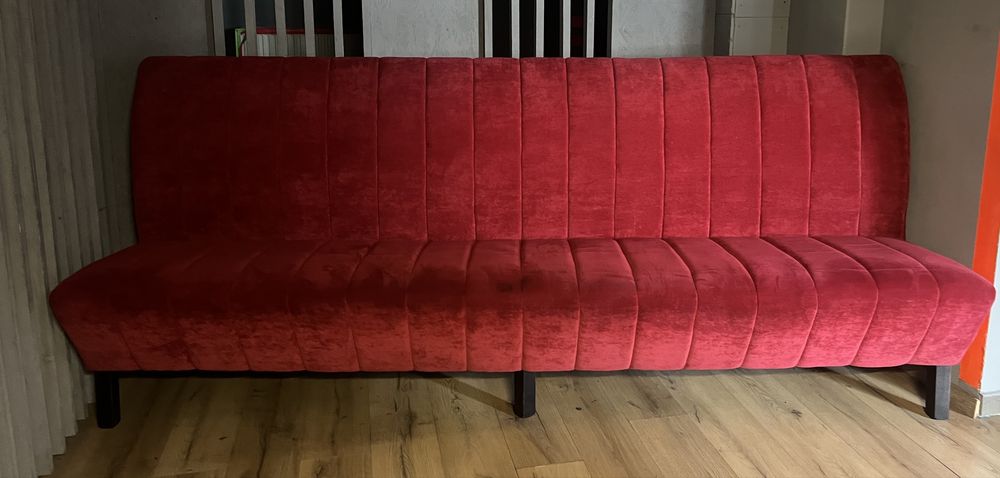Canapea horeca Red Velvet, model exclusiv