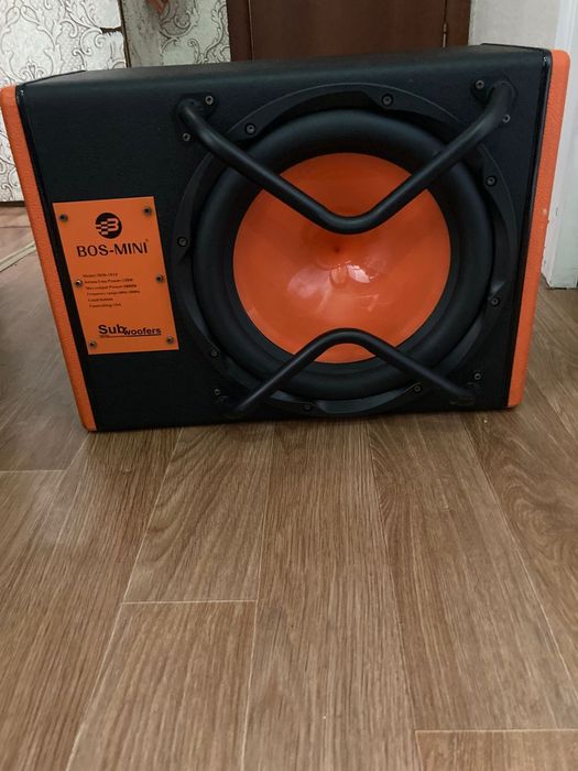 Продам Активный Сабвуфер BOS MINI