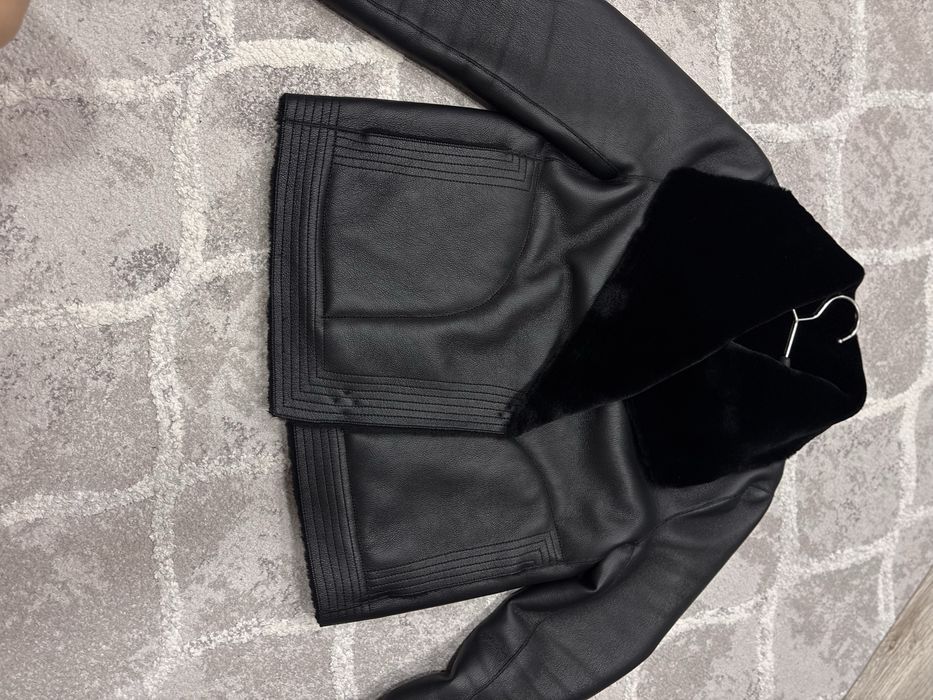 Продам женскую дубленку