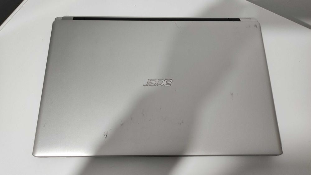 Laptop Acer Aspire V5-571G