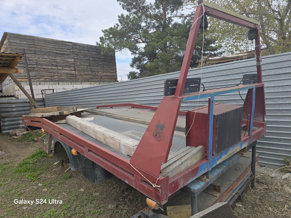 Эвакуатор платформа.