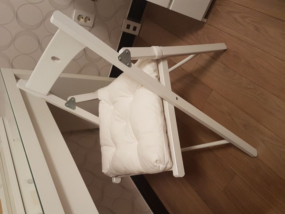 Стульчик с подушкой