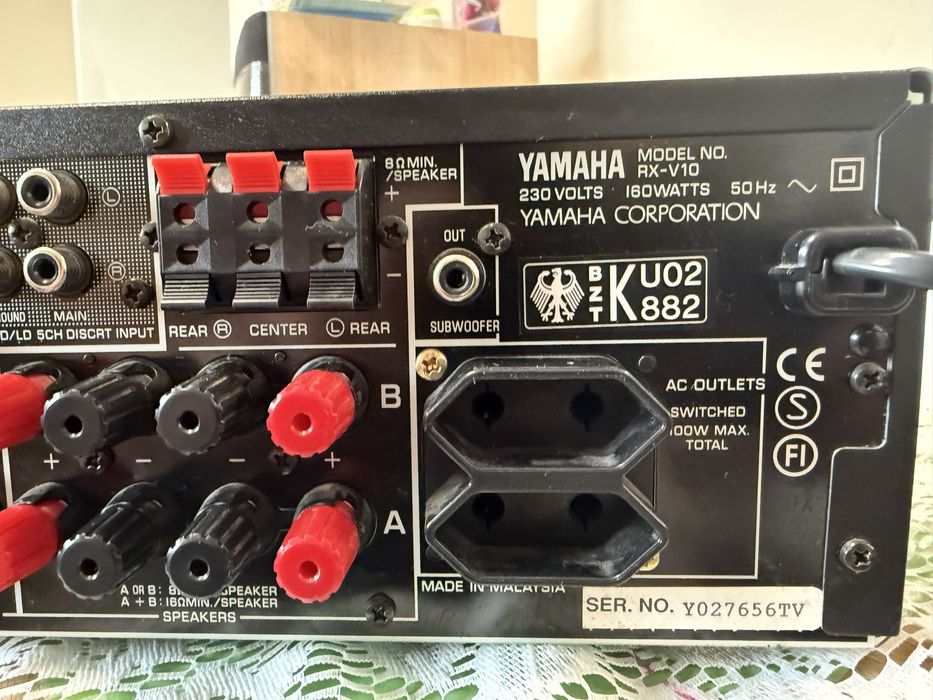 Yamaha RX-V10 мини ресивър