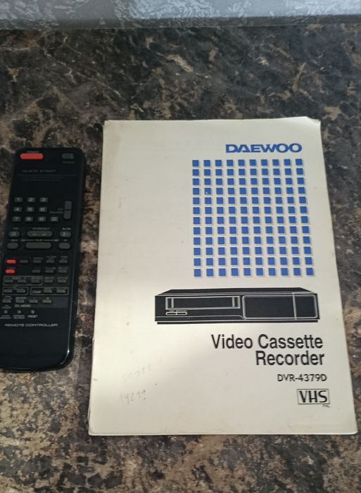 Видеомагнитофон Daewoo DVR-4379D (VHS)