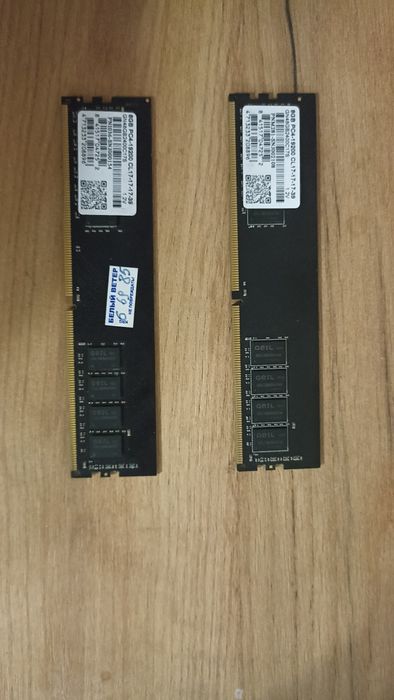 ОЗУ 16 гб 2 по 8 гб DDR4