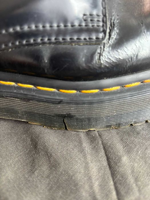 Обувки Dr. Martens