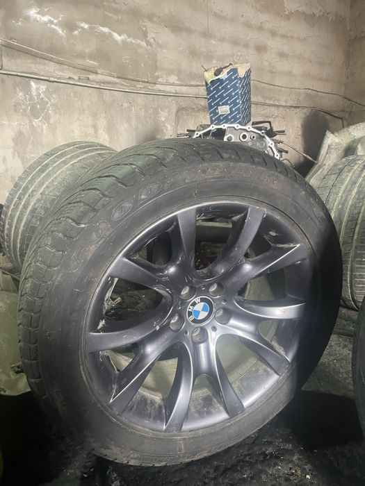 BMW X5 шыны коплект