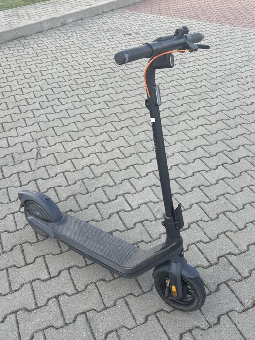 Trotineta ninebot E2 Pro, inca in garantie