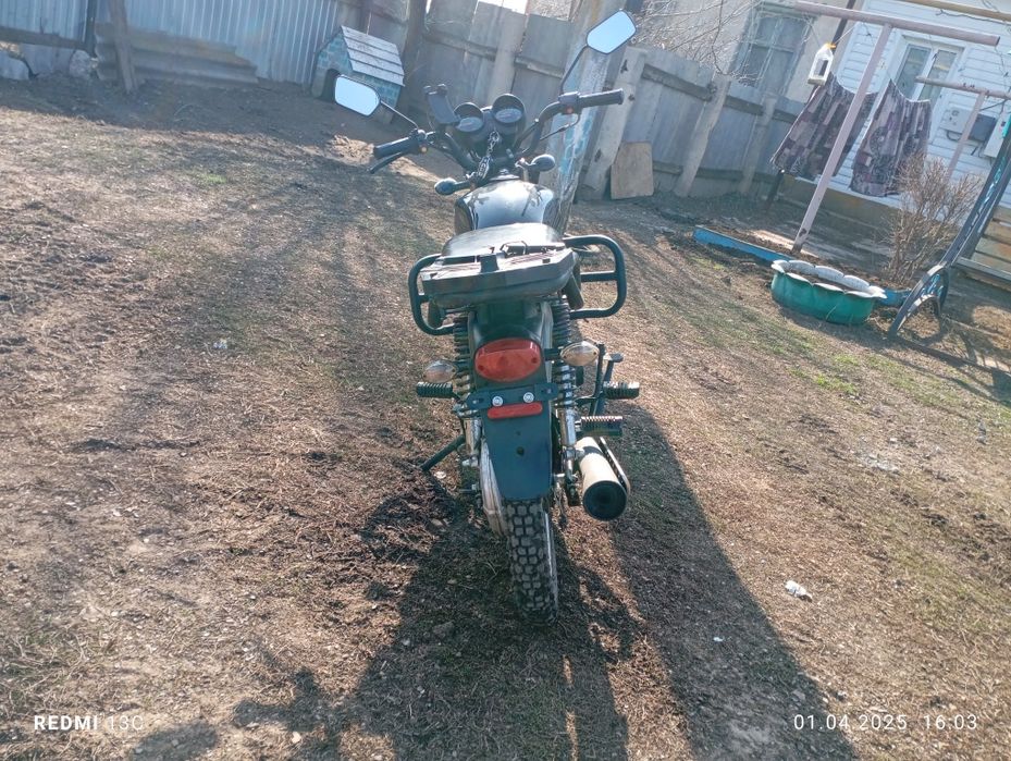 Продам YAQI 125 кубов  торг