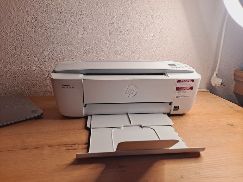 Срочно продаю Цветной принтер, новый