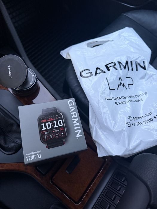 Смарт часы Garmin Venu X1