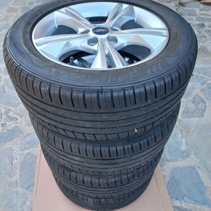 Roti vara ford focus/215/55 R16/dot 2019/Et 50