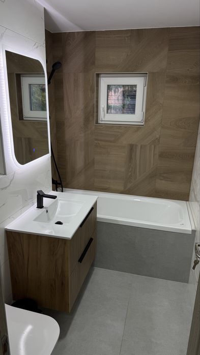 Proprietar, vand apartament