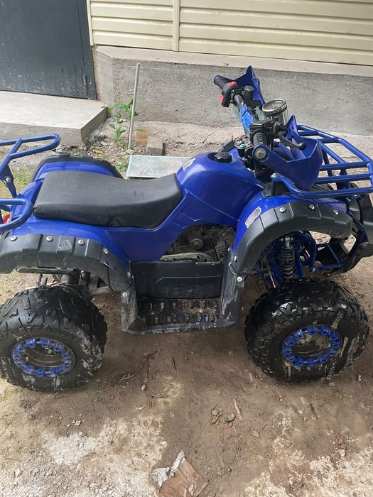 Продам детций квадроцикл 130куб