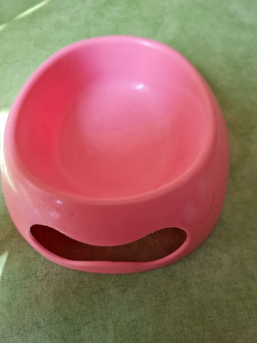 Продам миски для кормления