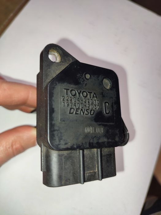 Волюметр (ДМРВ)  Toyota 3UZ-FE