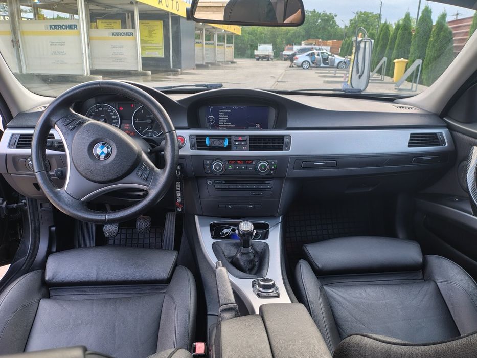 Vând BMW e91  facelift