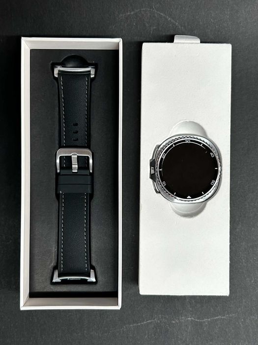 Смарт часовник SAMSUNG Watch8 Classic L500 Black 46mm / Като нов