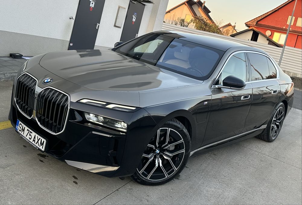 BMW Seria 7 2023 — imagine 4