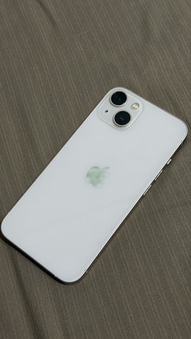продам iphone 13