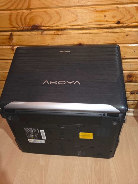 laptop incomplet Medion Akoya MD98920 - pentru piese -