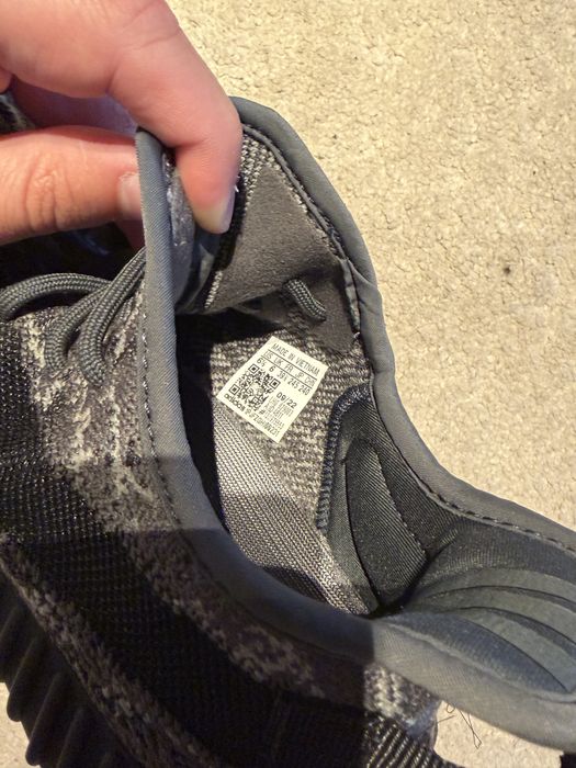 Yeezy 350 Dark salt