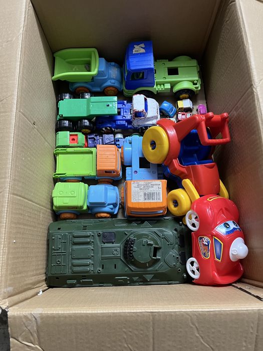 Продам детские игрушки