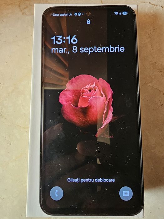 Vand telefoane functionale