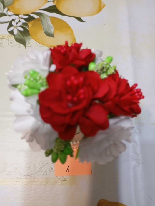 декорация мини ваза за подарък в подаръчна прозрачна кутия