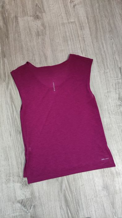 Nike Дамска тениска XS в отлично състояние