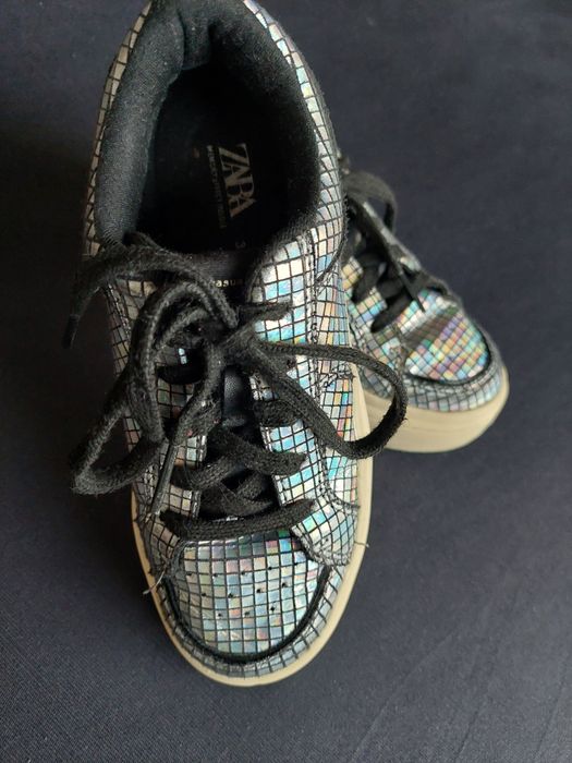 Zara - 31 и 32н. стелка -20см.