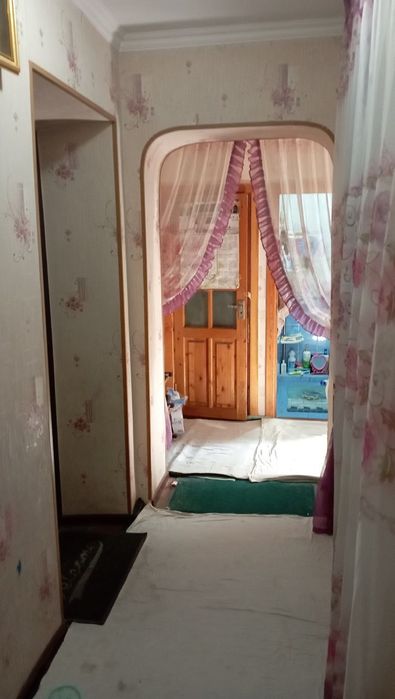 3 xonali dom sotiladi