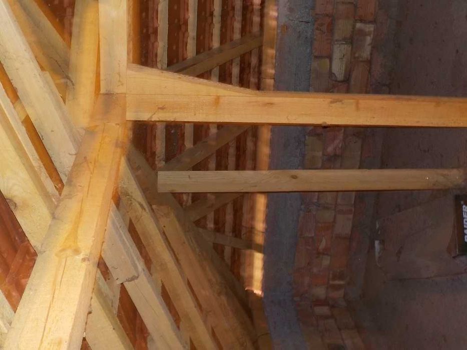 Собственик продава едноетажна масивна къща,с Градница,област Габрово