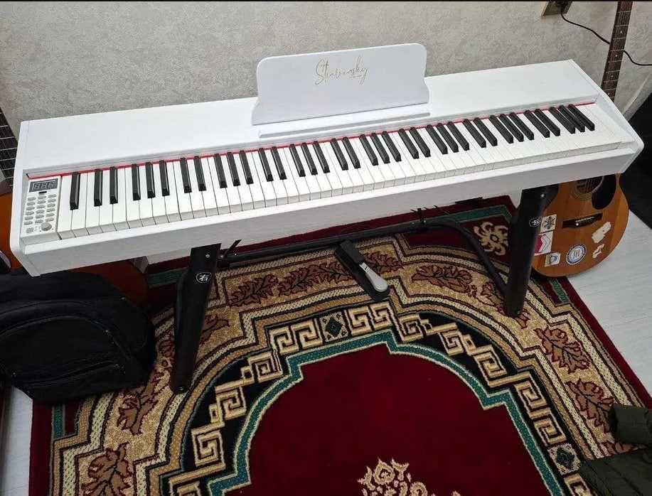 Цифровое пианино Stravinsky