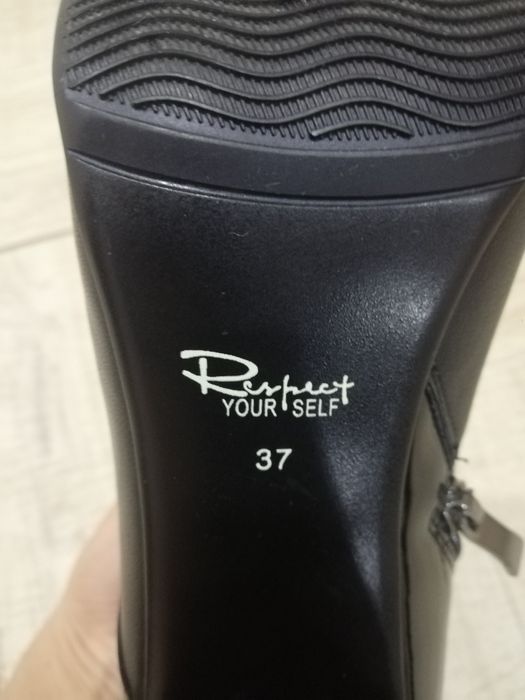 Продам Обувь RESPECT